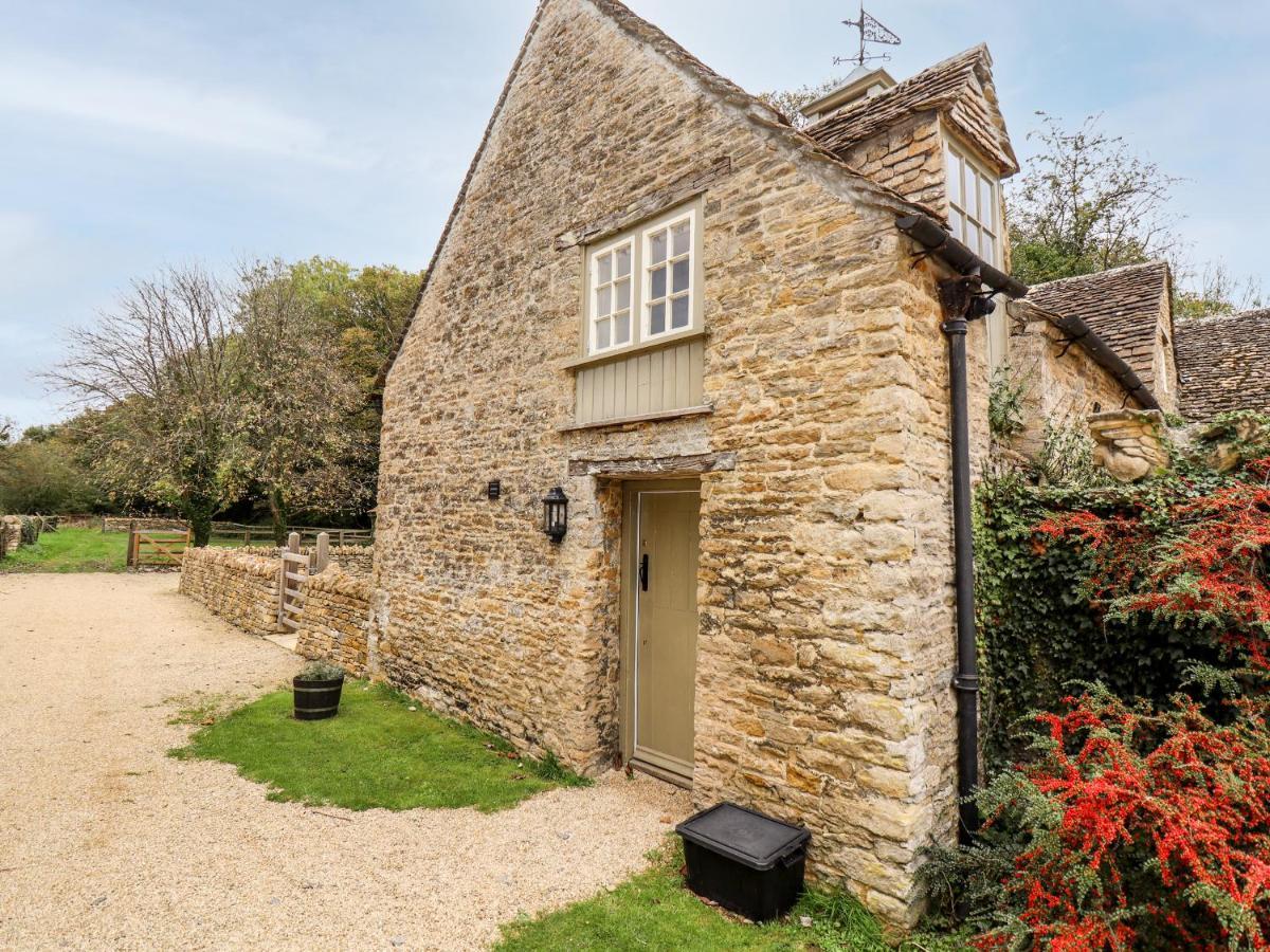 The Clock Tower Villa South Cerney Exterior foto