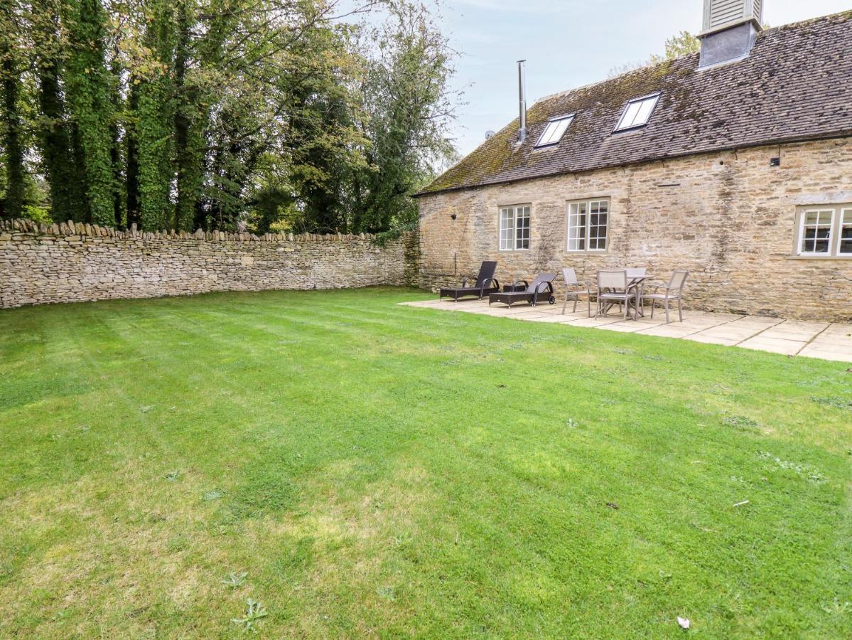 The Clock Tower Villa South Cerney Exterior foto